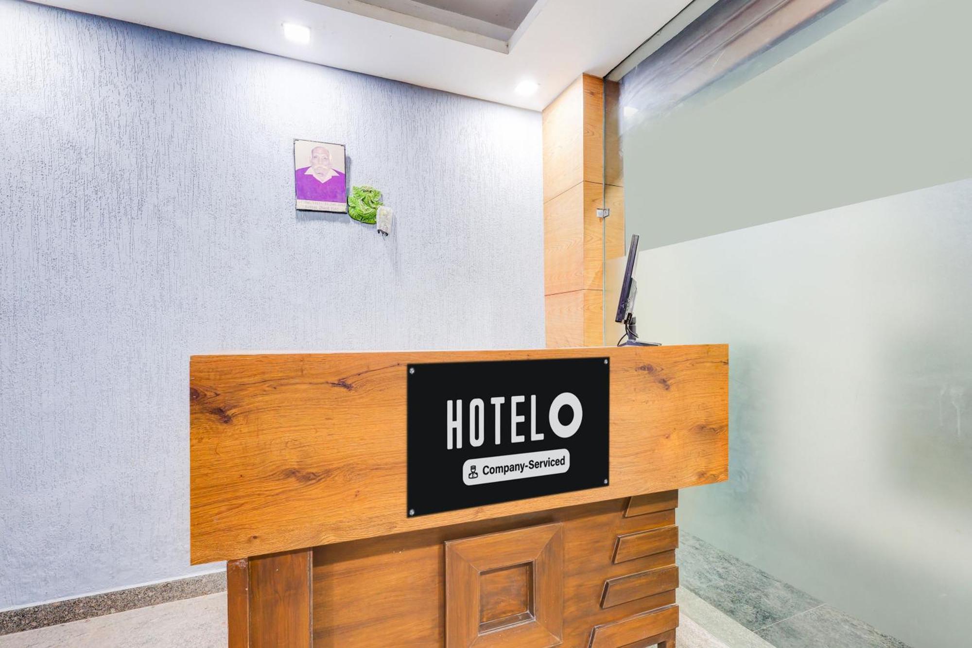 Hotel O Hari Nagar Ashram Нью-Дели Экстерьер фото