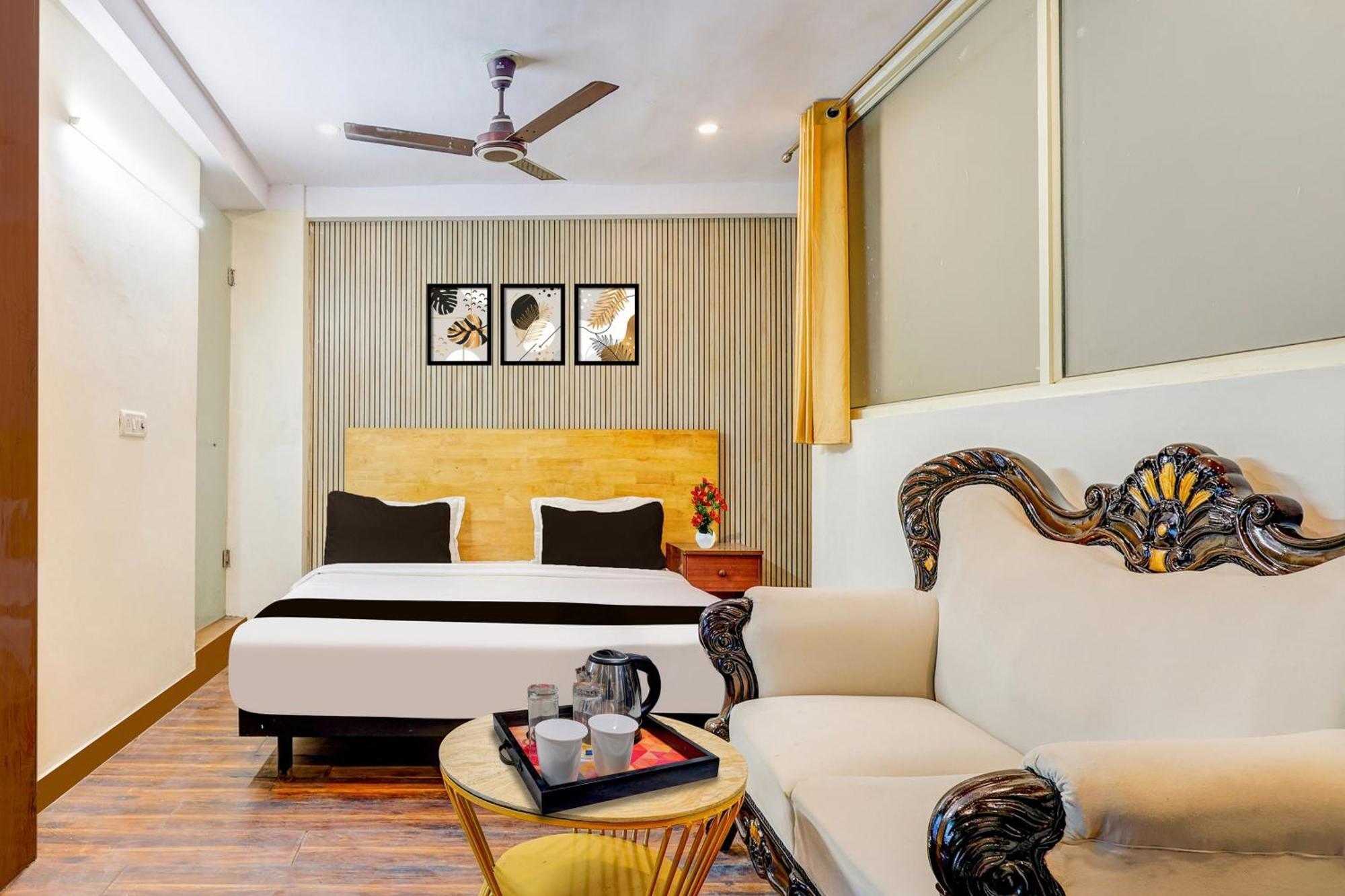 Hotel O Hari Nagar Ashram Нью-Дели Экстерьер фото